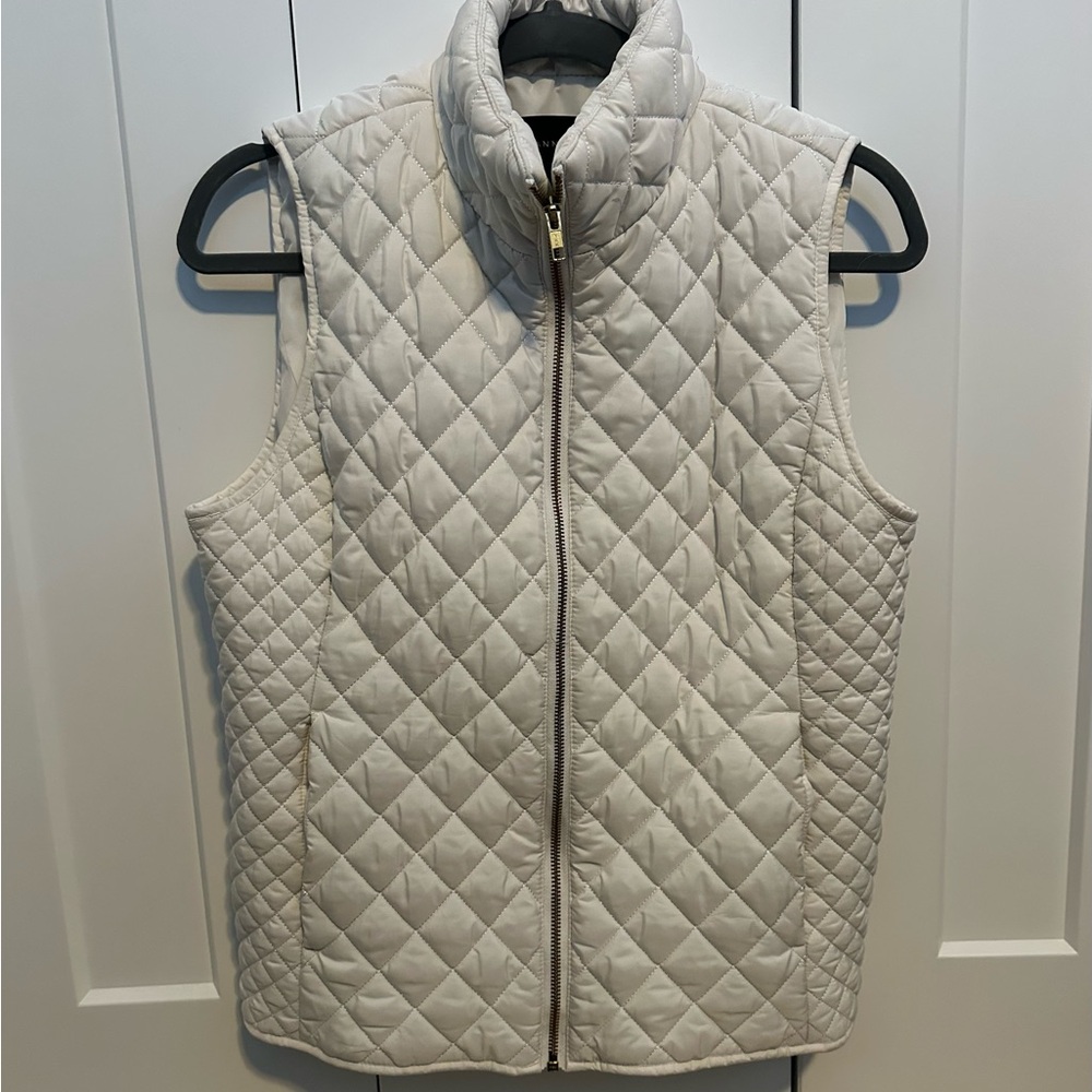 Ann Taylor Quilted Ivory Vest M